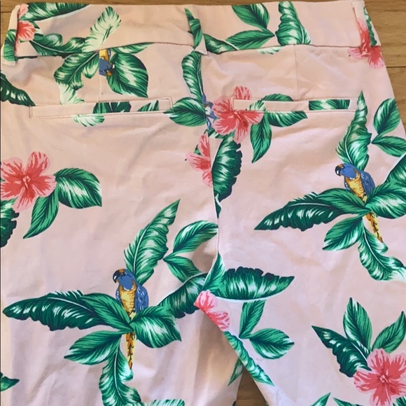 NWOT Old Navy Tropical Pattern Straight leg Pants - Picture 4 of 6